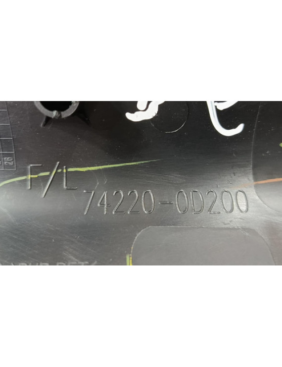 Acabamento Encosto Braço Dianteiro Esquerdo Yaris 2019 2020 Preto