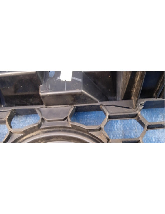 Grade Dianteira Toyota Hilux Srv Sr 2009 - 2012 Avaria
