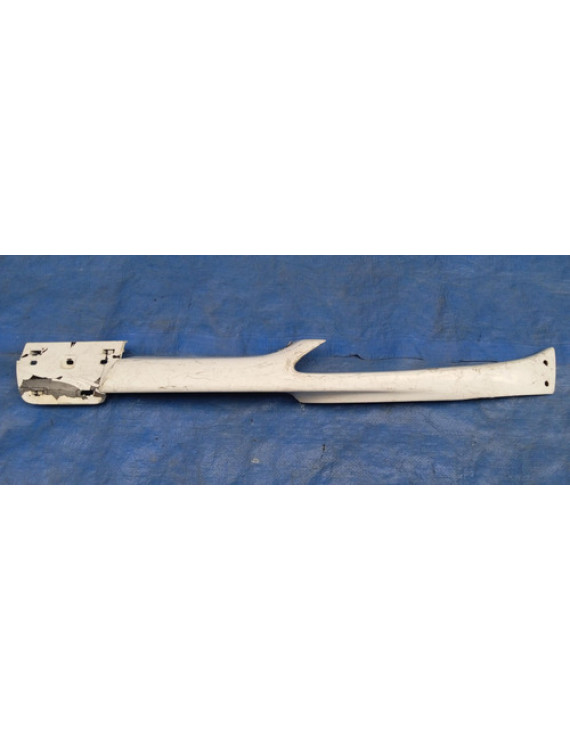 Moldura Grade Ld Esquerdo Peugeot 206 1999 - 2011