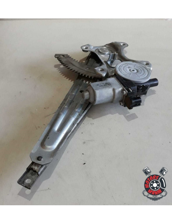 Máquina De Vidro Traseira Esquerda Nissan Versa 2012 - 2019