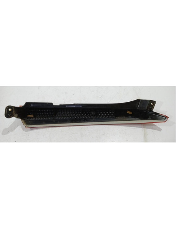 Lanterna Esquerda Tampa Volvo Xc90 2005 06 07 08 09 10 2011
