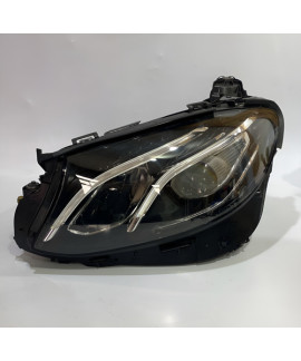 Farol Esquerdo Mercedes E300 2020 Completo / Detalhe Esquerdo/motorista