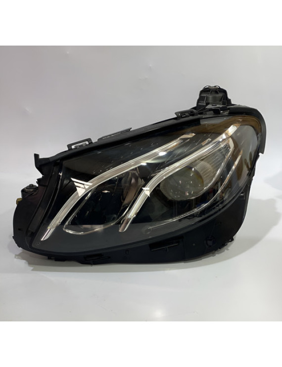 Farol Esquerdo Mercedes E300 2020 Completo / Detalhe Esquerdo/motorista