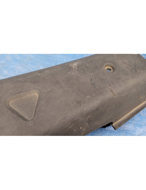 Moldura Paralama Traseiro Direito Fiat Strada 1998 - 2006