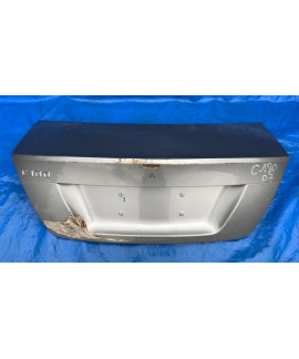 Tampa Traseira Mercedes C180 2008 A 2014 / Detalhes Prateado