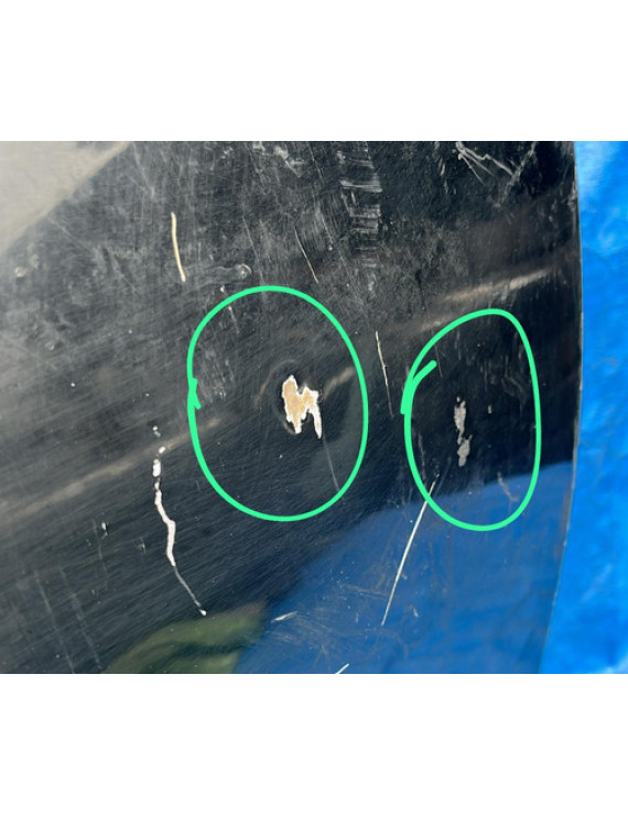 Porta Traseira Direita Toyota Hilux Sw4 1998 A 2004 Detalhes - Traseira - Direita - Preto