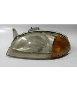 Farol Esquerdo Suzuki Swift 1995 / Detalhe Esquerdo