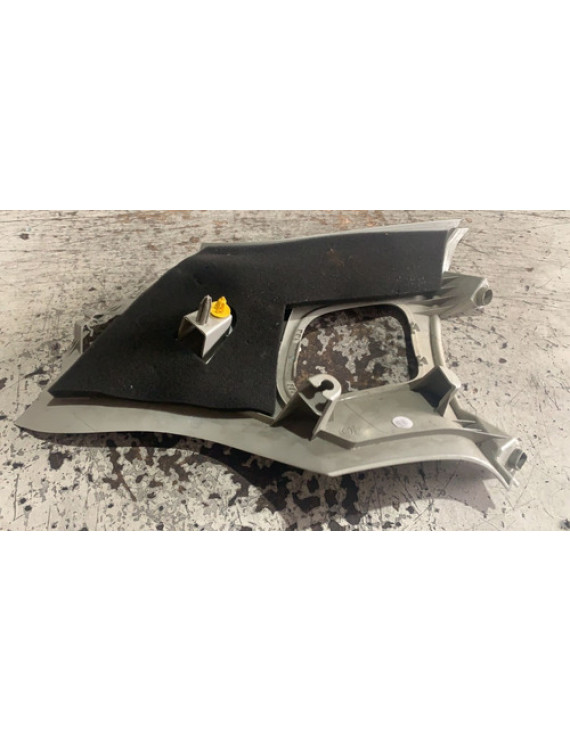 Acabamento Coluna Esquerda Volvo C30 2008 - 2011 30721240