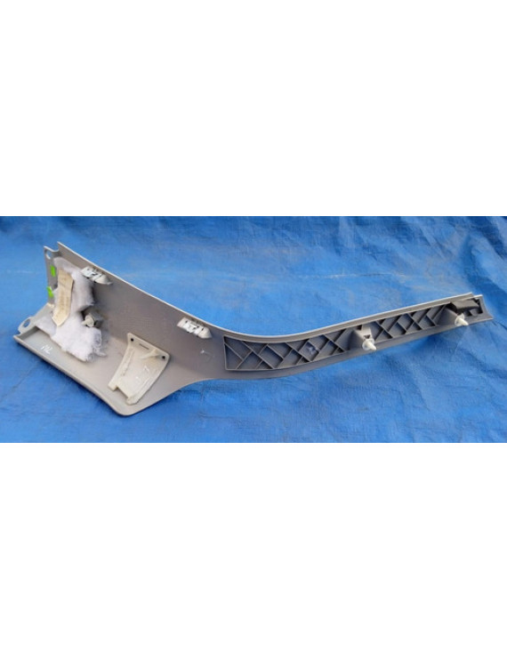 Acabamento Traseiro Esquerdo Mercedes Ml320 2008 - 2011