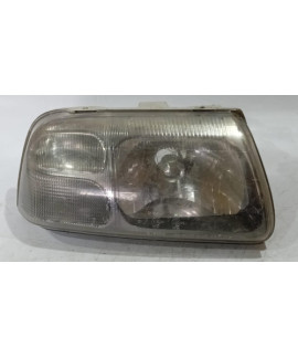 Farol Direito Suzuki Grand Vitara 1999 - 2005 / Detalhe