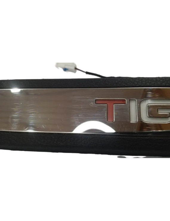 Soleira Dianteira Esquerda Chery Tiggo 7 2020 2021 2022 Preto