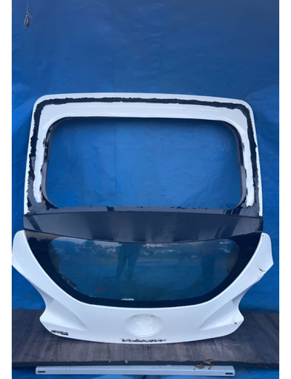 Tampa Traseira Veloster 2014 2015 Branco