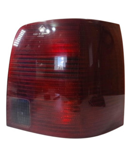 Lanterna Direita Passat Variant 1998 - 2005 Direito/passageiro Vermelho Lanterna Direita Passat Variant 1998 - 2005 Direito/passageiro Vermelho