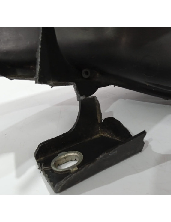 Farol Esquerdo Fiat Siena Palio Strada 2008 - 2015 Detalhe
