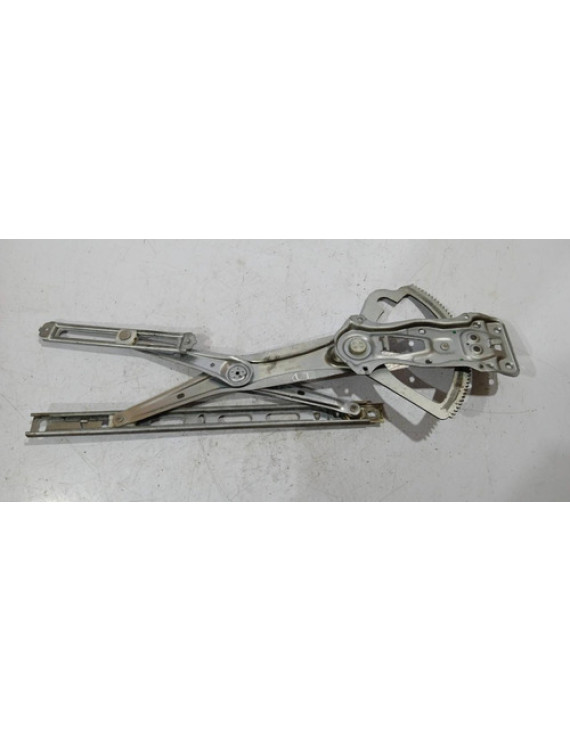 Máquina Vidro Dianteiro Direito Mercedes Clk320 1997 - 2002