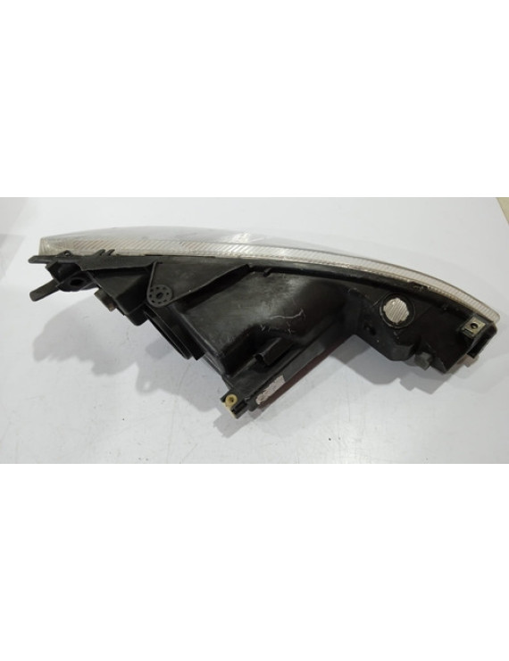 Farol Esquerdo Peugeot 206 1998 - 2007   