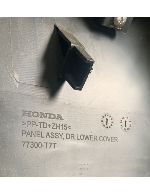 Acabamento Inferior Tabelier Honda Hrv 2018 77300-t7t  Preto