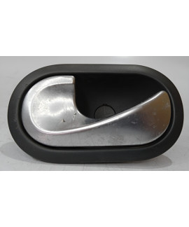 Maçaneta Interna Traseira Esquerda Megane 2006 - 2013 Prateado
