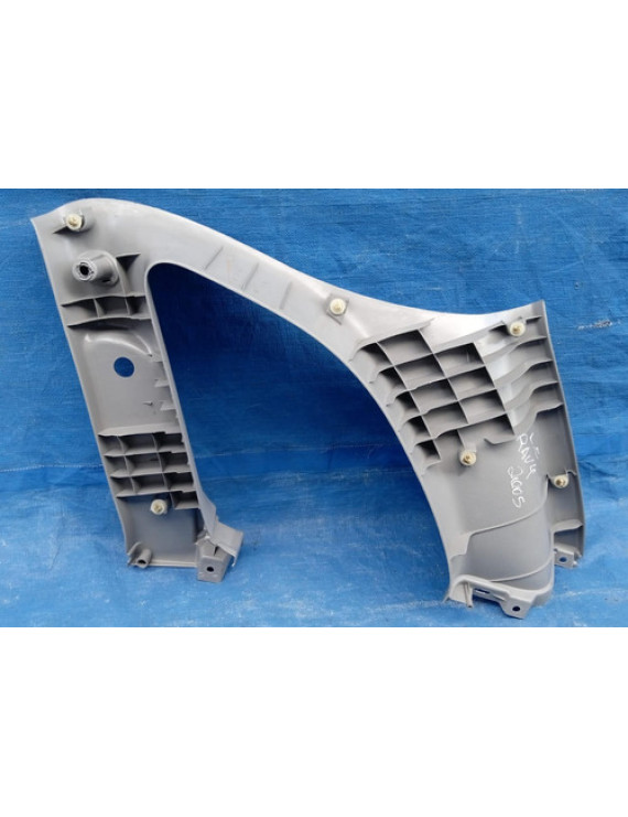 Acabamento Porta Malas Esquerdo Toyota Rav4 2000 - 2005