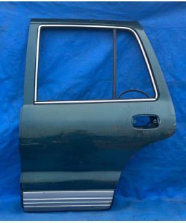 Porta Traseira Esquerda Sportage 1999 2000 2001 2002 2003 Traseira Esquerda Preto