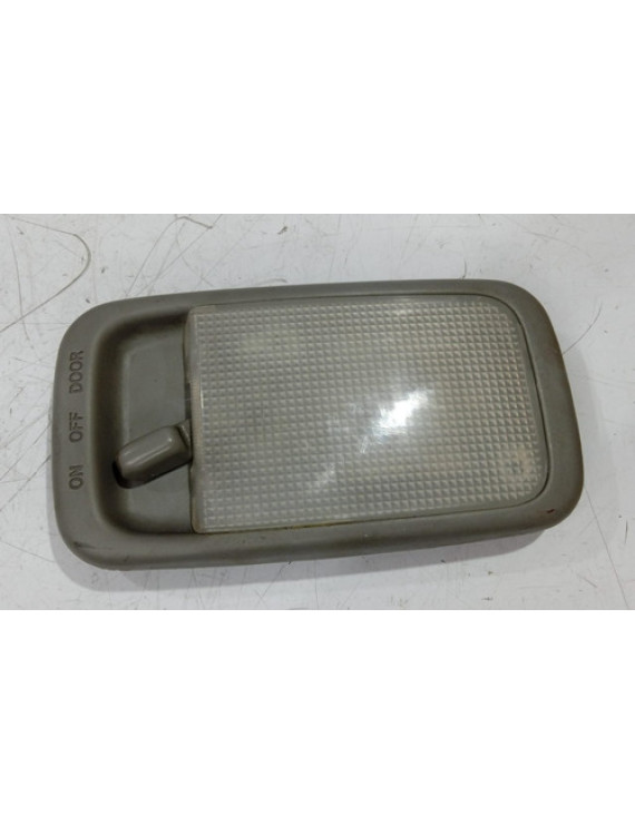Luz De Teto Traseira Toyota Rav4 2001 2002 2003 2004 2005