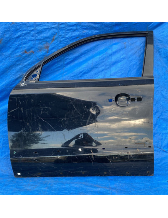 Porta Dianteira Esquerda Tucson 2008 A 2015 Detalhe