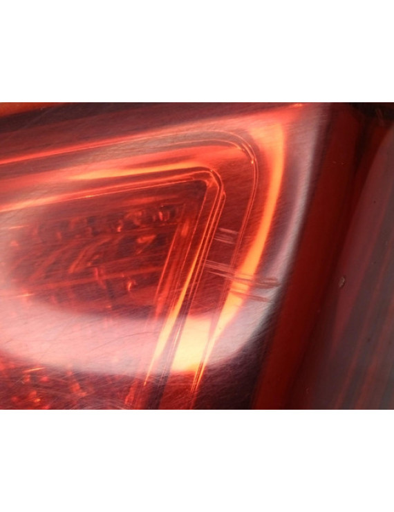 Lanterna Esquerda Tampa Kia Optima Magentis 2009 2010 Detlhe