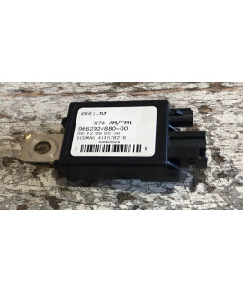 Antena Amplificadora Am Fm C5 2009 - 2012 / 9662924880 Preto