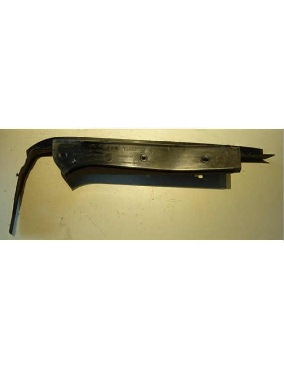 Moldura Tampa Traseira Ld Esquerdo Bmw 535 550 2012