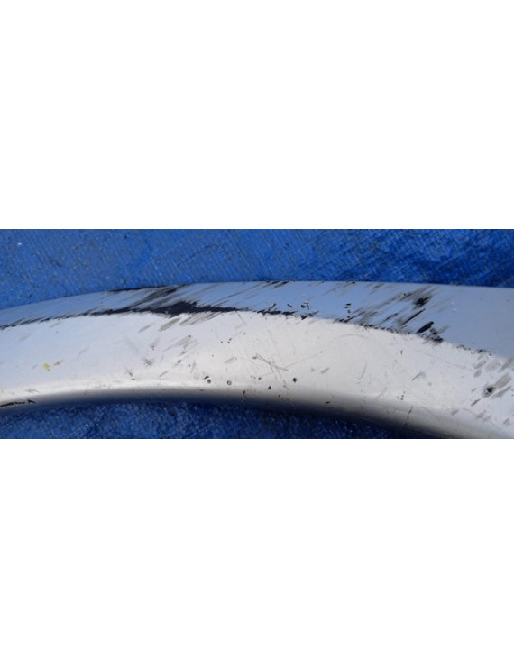Moldura Paralama Traseiro Esquerdo Corsa 2002 - 2012