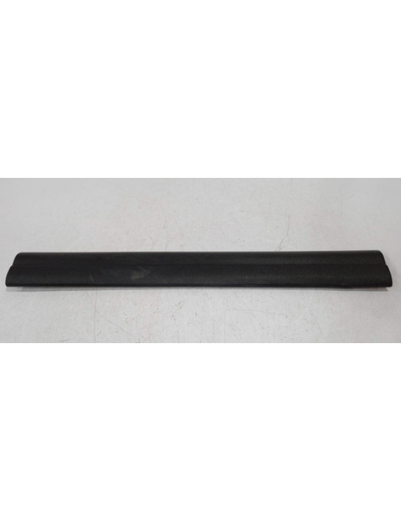 Soleira Porta Dianteira Direita Bmw 135 2015