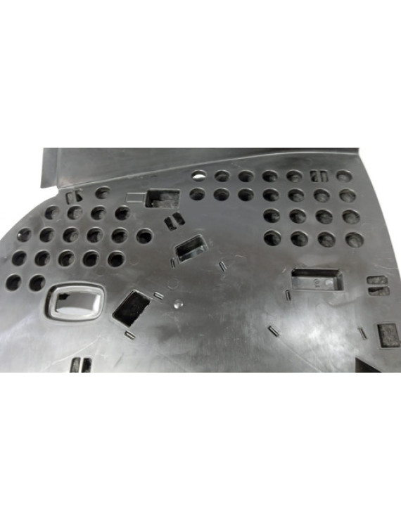 Acabamento Inferior Direito Painel Mercedes C180 2013 2014 Preto