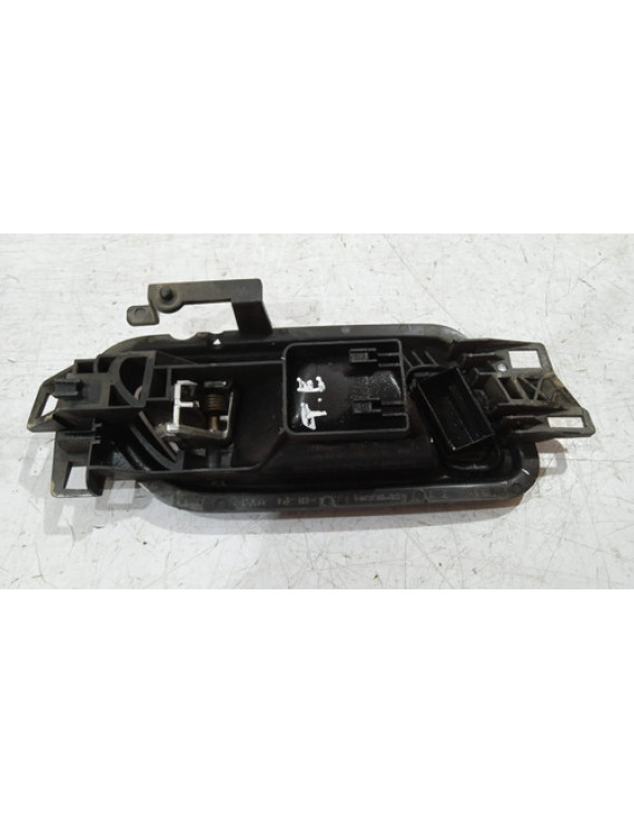 Maçaneta Interna Traseira Esquerda Amarok 2011 - 2015