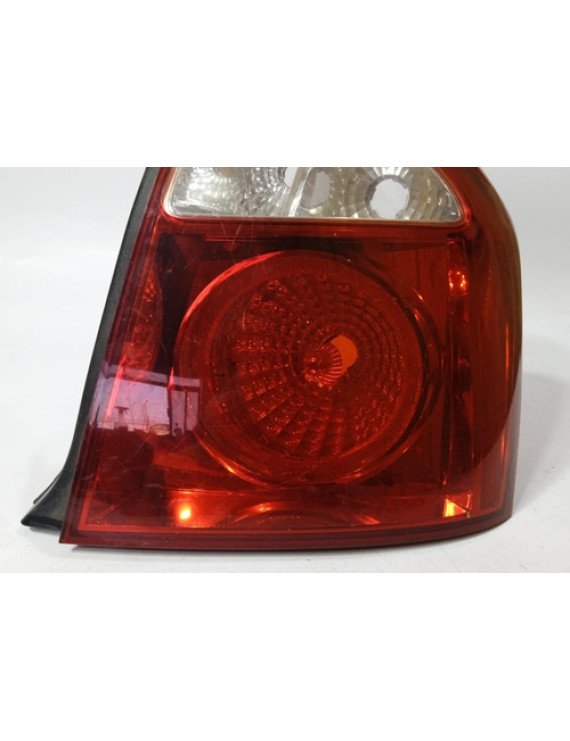 Lanterna Direita Kia Spectra 2004 2005 2006 Direito/passageiro Vermelho