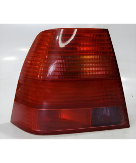 Lanterna Esquerda Bora 2001 2002 2003 2004 2005 Esquerdo/motorista Vermelho