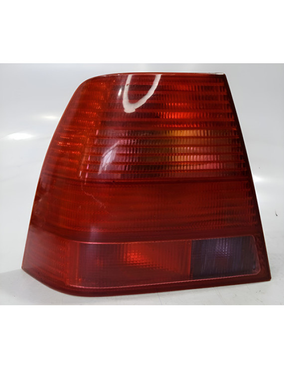 Lanterna Esquerda Bora 2001 2002 2003 2004 2005 Esquerdo/motorista Vermelho
