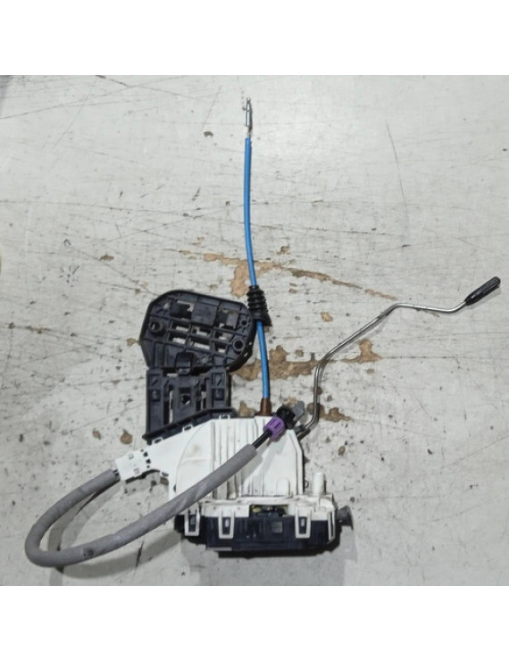 Fechadura Dianteira Esquerda Mercedes Gla200 2015 - 2019