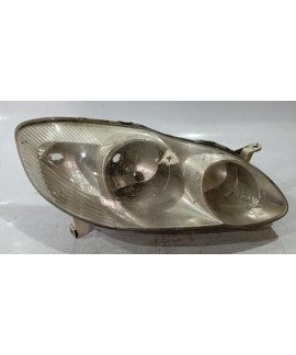 Farol Direito Corolla Fielder 2003 - 2008 / Detalhe  