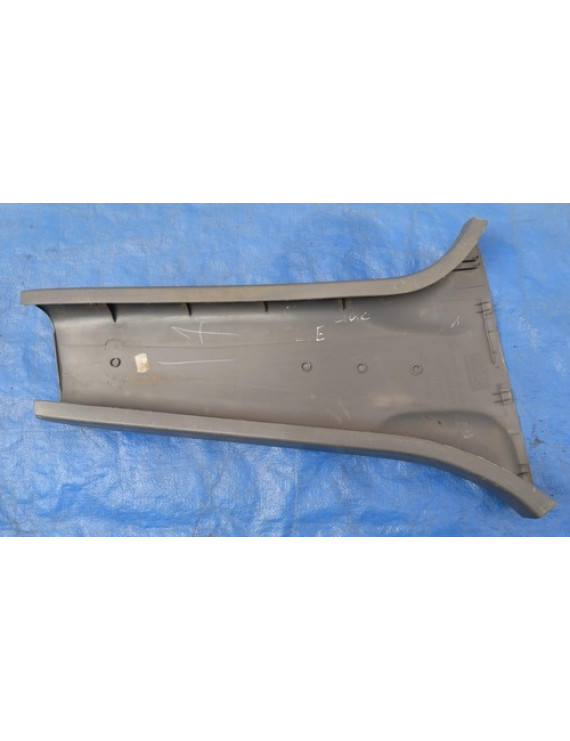 Coluna Esquerda Meio Honda Civic 2001 - 2005 Detalhe