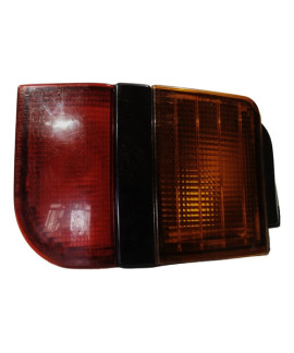 Lanterna Direita Mitsubishi Space Wagon 1994 - 1996 Lanterna Direita Mitsubishi Space Wagon 1994 - 1996