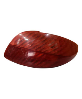 Lanterna Direita Peugeot 206 2002 2003 2004 Direito/passageiro Vermelho