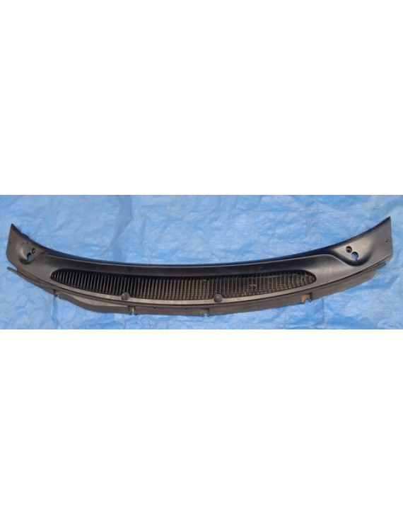 Grade Churrasqueira Grand Caravan 2003 - 2007 Detalhe