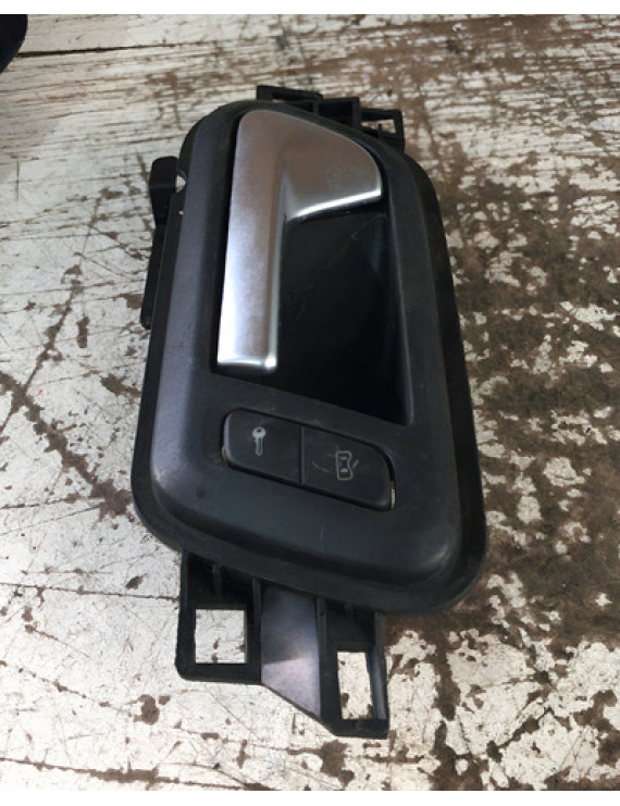 Maçaneta Interna Dianteira Esquerda Amarok 2012 2013 2014  Dianteira