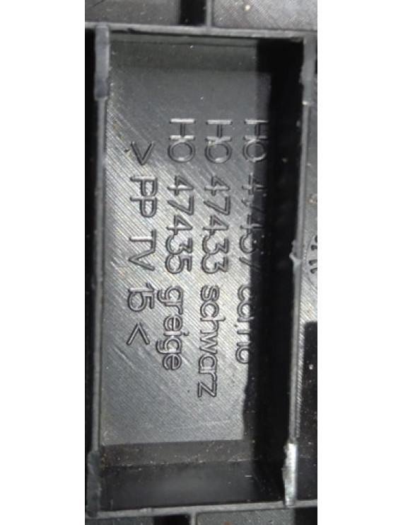 Acabamento Da Tampa Porta Malas Mercedes C180 2016