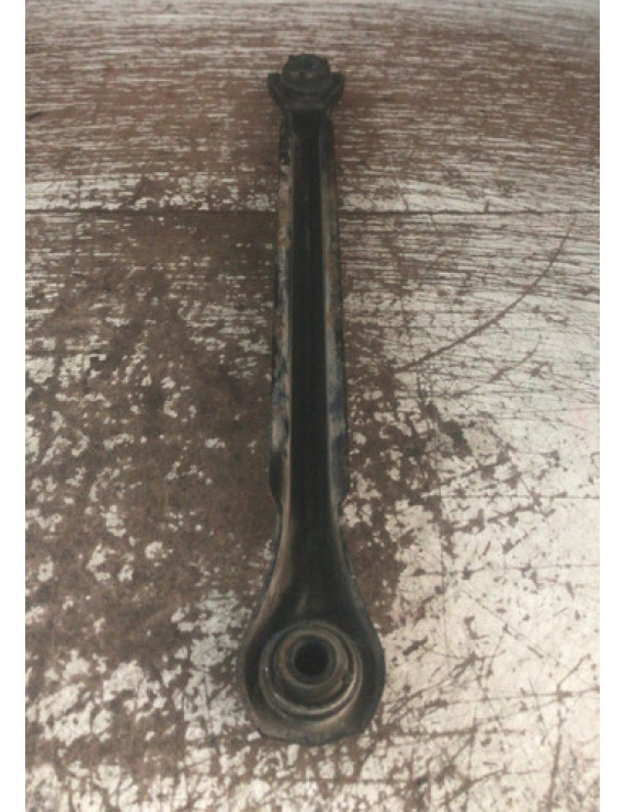 Balança Superior Trás Direito Peugeot 607 2001