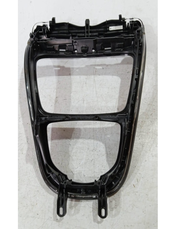 Moldura Do Painel Central Mercedes E300 2020   