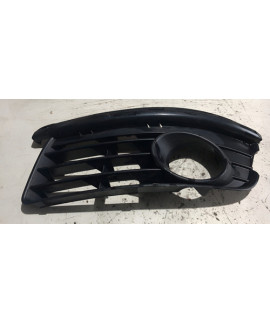 Moldura Farol Milha Esquerdo Jetta 2006 - 2010 Preto