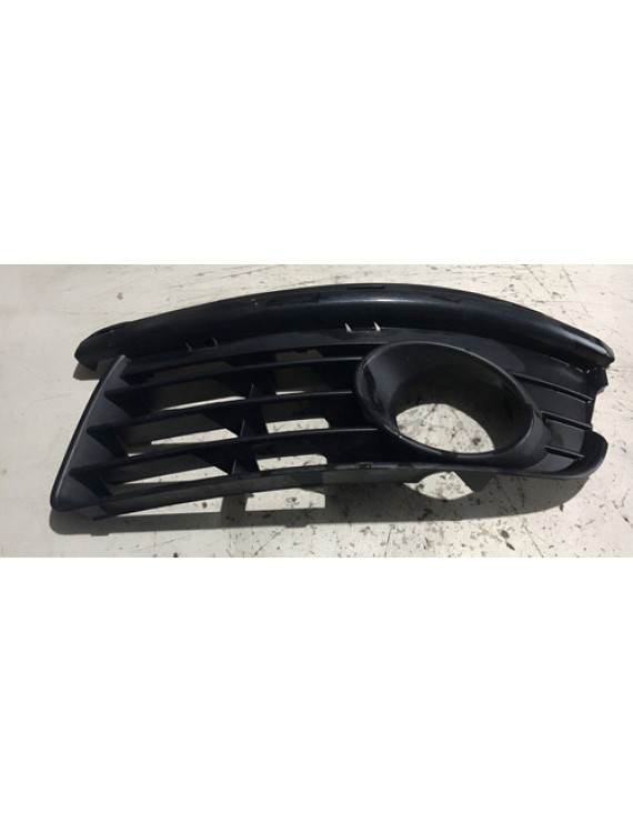 Moldura Farol Milha Esquerdo Jetta 2006 - 2010 Preto
