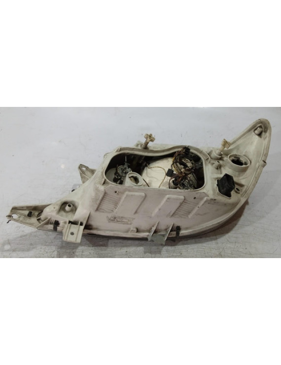 Farol Direito Mercedes Sprinter 2001 2002 2003 / Detalhe