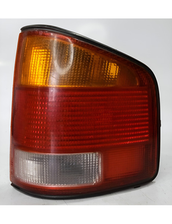 Lanterna Direita S10 1995 1996 1997 1998 2000 Direito/passageiro Vermelho